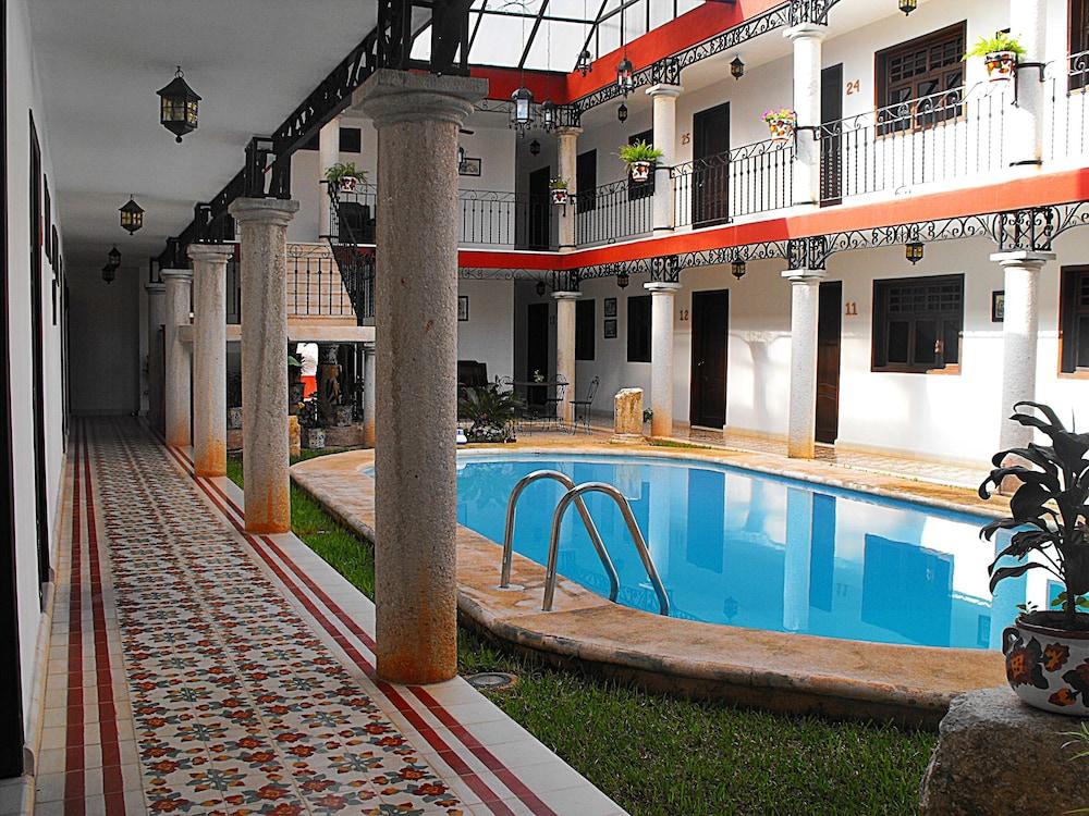 La Aurora Hotel Colonial Valladolid  Exteriör bild
