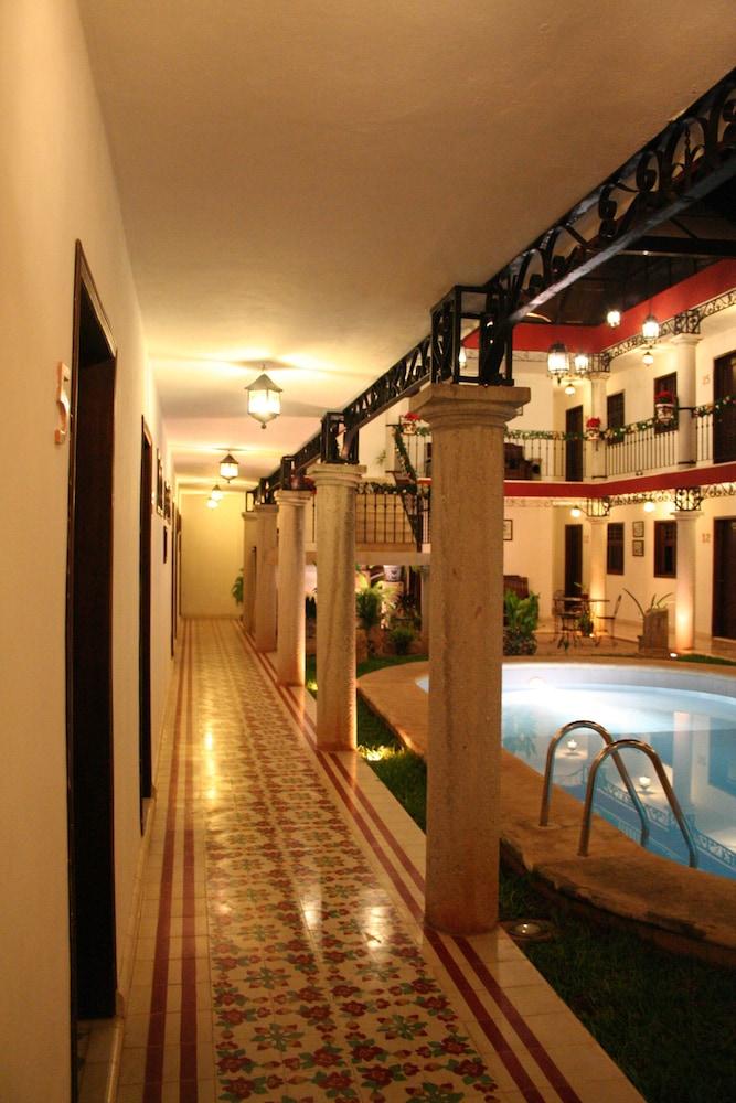 La Aurora Hotel Colonial Valladolid  Exteriör bild