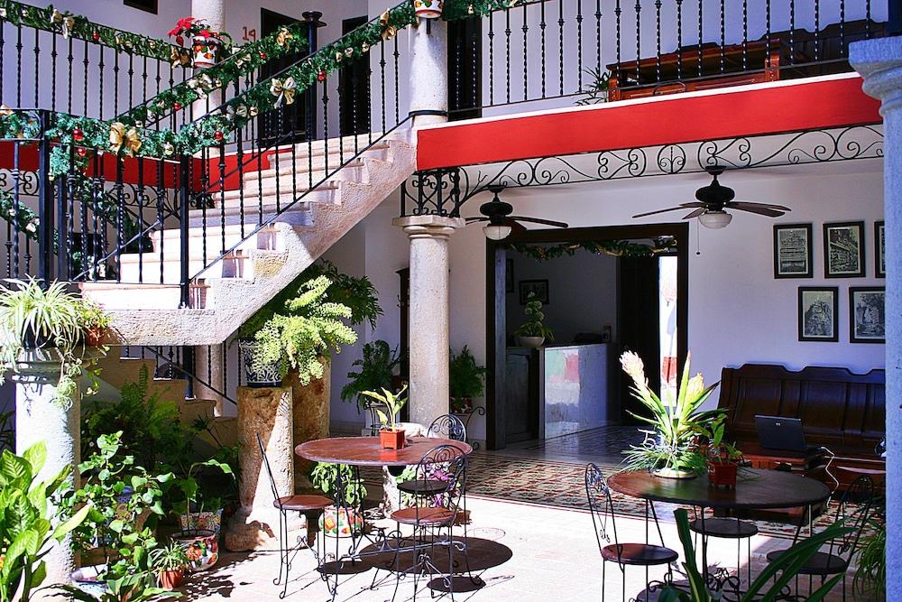 La Aurora Hotel Colonial Valladolid  Exteriör bild