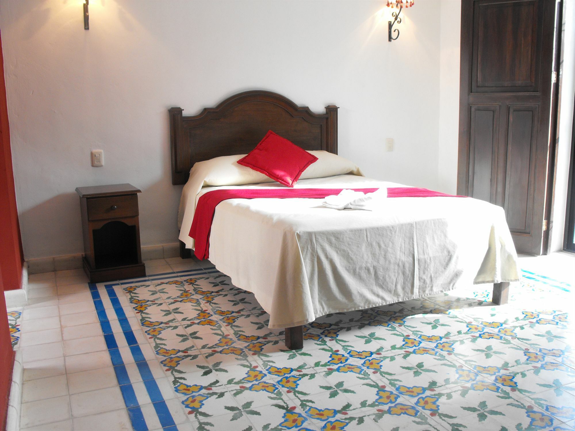 La Aurora Hotel Colonial Valladolid  Exteriör bild