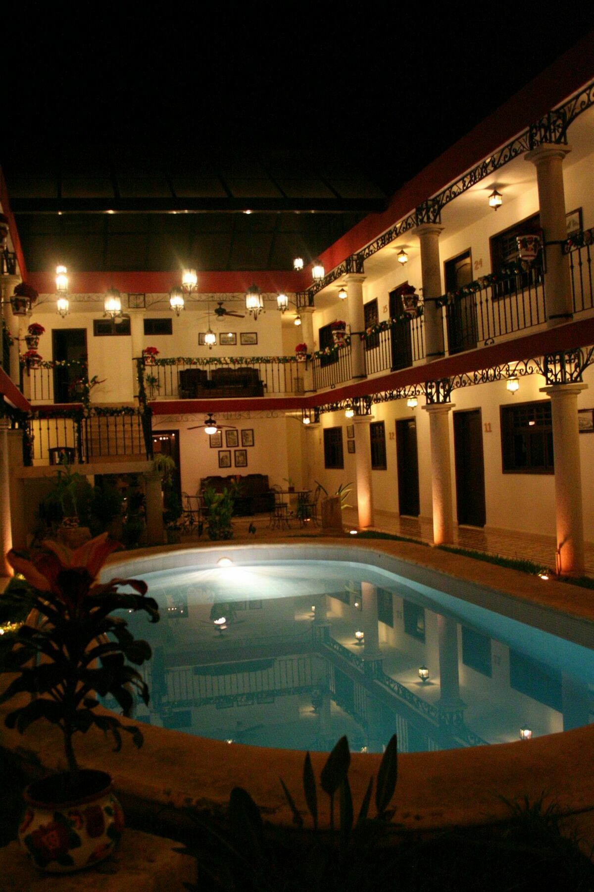 La Aurora Hotel Colonial Valladolid  Exteriör bild